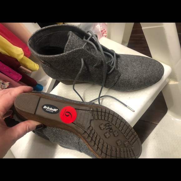 Booties - Picture 3 of 4